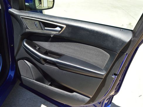 Used 2015 Ford Edge SEL FWD image 22
