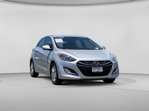 Used 2014 Hyundai Elantra GT FWD image 4
