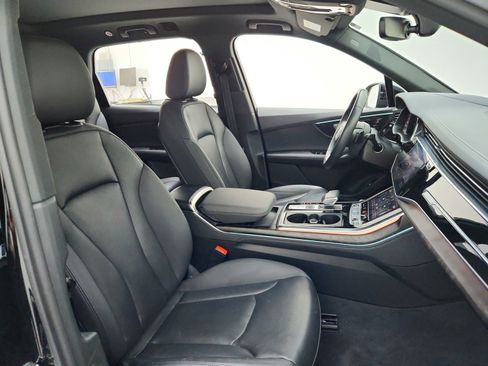 Used 2023 Audi Q7 3.0T Prestige w/ Prestige Package AWD/4WD image 31