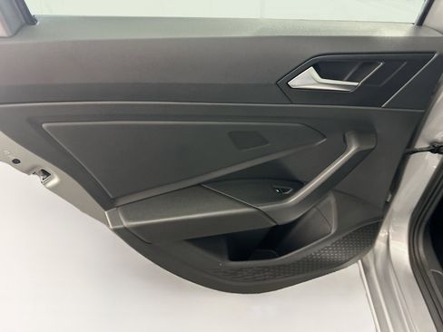 Used 2024 Volkswagen Jetta SE image 27