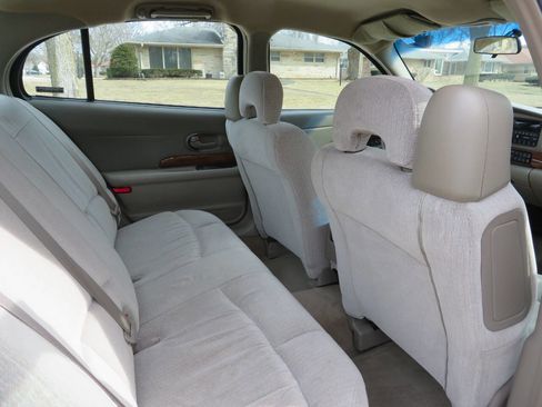 Used 2000 Buick Le Sabre Custom w/ Premium Opt Pkg image 14