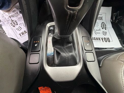 Used 2017 Hyundai Santa Fe SE w/ SE Premium Package 02 image 14