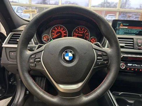 Used 2017 BMW 330i xDrive Sedan image 18
