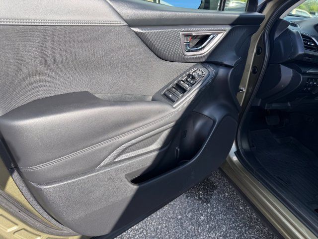 Used 2024 Subaru Forester Premium AWD/4WD image 18