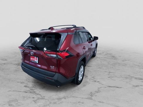 Certified 2020 Toyota RAV4 XLE image 9