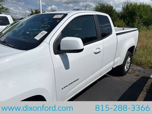 Used 2022 Chevrolet Colorado LT w/ Fleet Safety Package RWD image 2