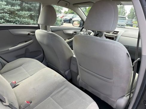 Used 2011 Toyota Corolla LE FWD image 22