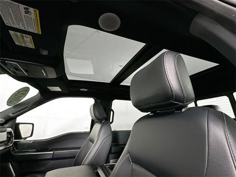 Used 2022 Ford F150 Lariat w/ Equipment Group 502A High image 21