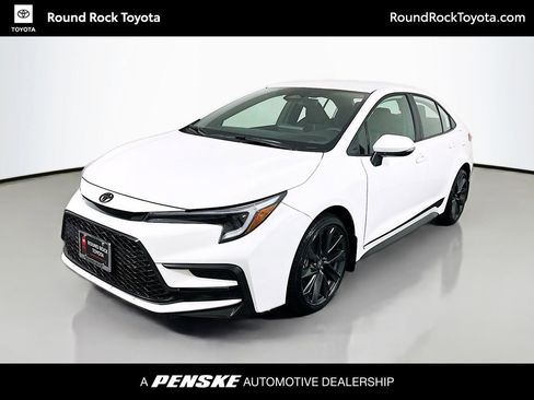 Used 2025 Toyota Corolla SE image 1