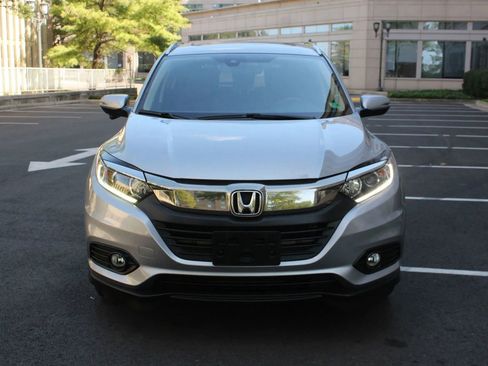 Used 2020 Honda HR-V EX image 3