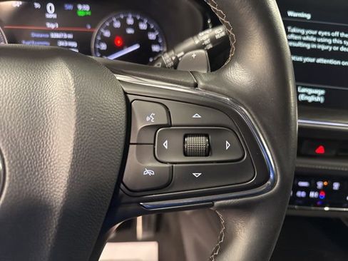 Used 2022 Buick Envision Essence w/ Sport Touring Package image 16