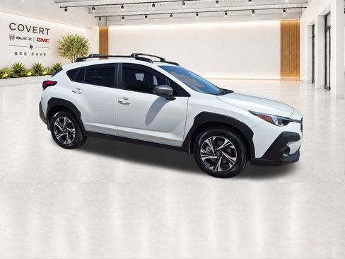 Used 2024 Subaru Crosstrek 2.0i Premium AWD/4WD image 16