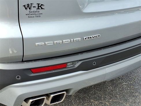 New 2026 GMC Acadia Elevation w/ Elevation Premium Package image 32