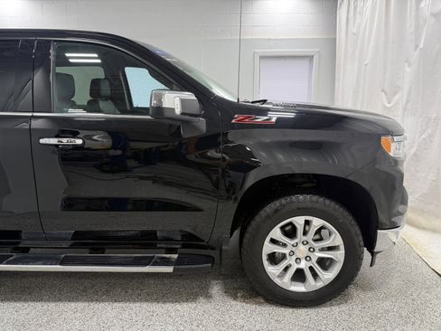 Certified 2022 Chevrolet Silverado 1500 LTZ w/ Technology Package image 7