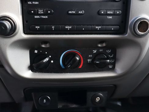 Used 2010 Ford Ranger XLT RWD image 28