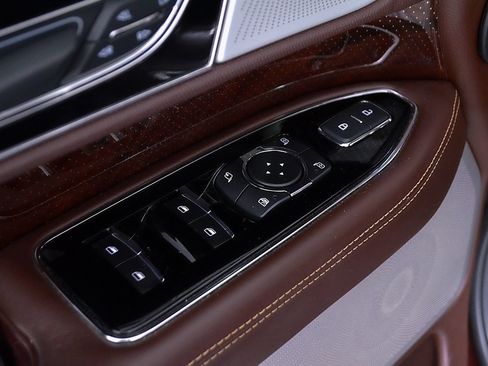 Used 2019 Lincoln Navigator L Black Label AWD/4WD image 17