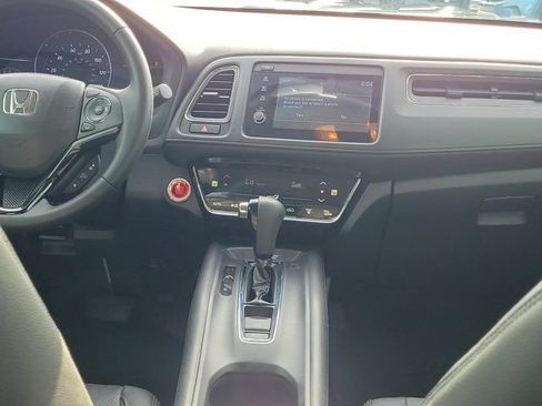 Certified 2021 Honda HR-V EX-L image 5