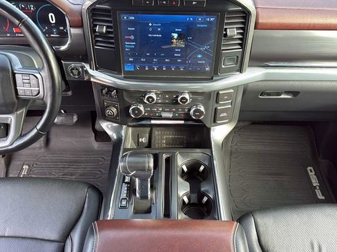 Used 2022 Ford F150 Lariat w/ Equipment Group 502A High image 18