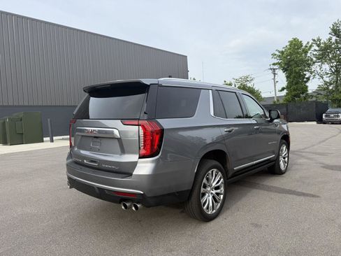 Used 2022 GMC Yukon Denali AWD/4WD image 3