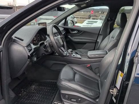 Used 2017 Audi Q7 3.0T Premium Plus image 9