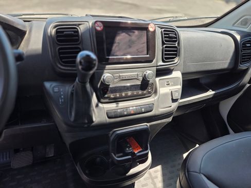 Used 2025 RAM ProMaster 3500 w/ Convenience Group FWD image 12