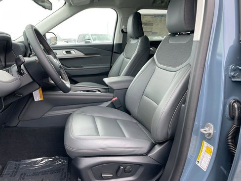 New 2026 Ford Explorer Active w/ Active Comfort Package AWD/4WD image 7