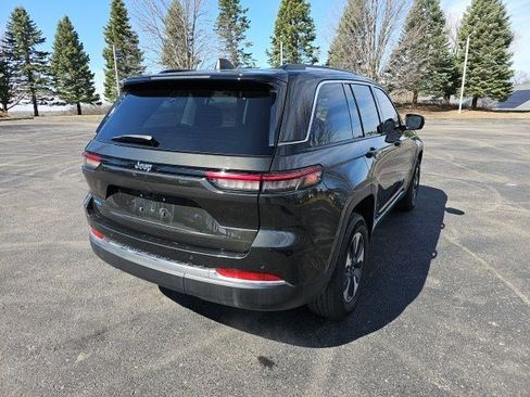 Used 2023 Jeep Grand Cherokee 4WD 4xe image 6