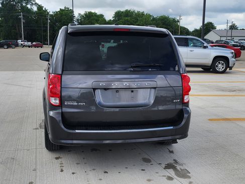 Used 2017 Dodge Grand Caravan GT FWD image 6
