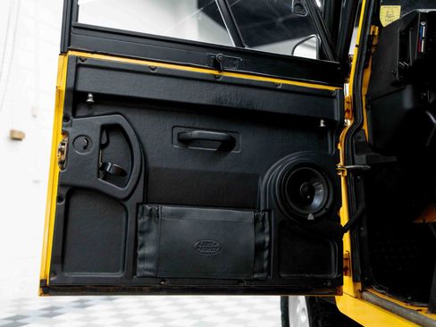 Used 1997 Land Rover Defender 90 image 45