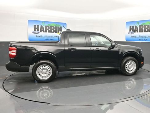 New 2025 Ford Maverick XL image 6