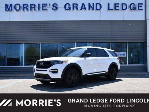 Used 2021 Ford Explorer XLT w/ Equipment Group 202A AWD/4WD image 1