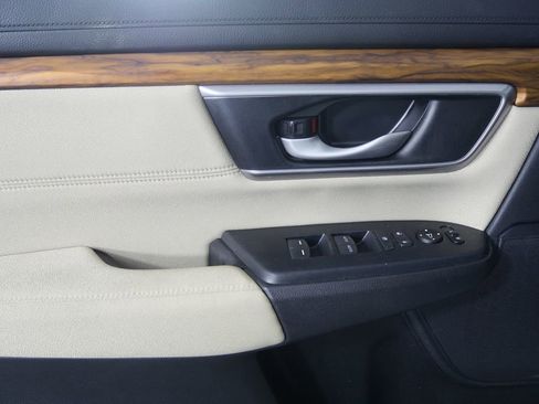 Used 2019 Honda CR-V EX image 8