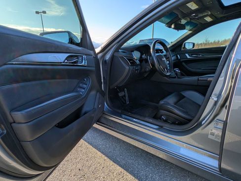 Used 2019 Cadillac CTS V w/ Carbon Fiber Package image 19