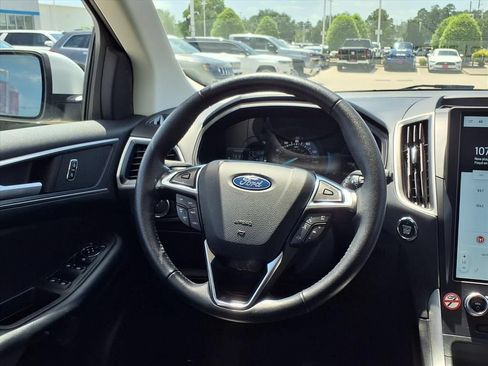Used 2024 Ford Edge SEL AWD/4WD image 17