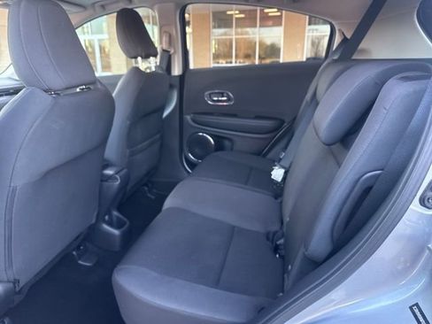 Used 2019 Honda HR-V EX image 19