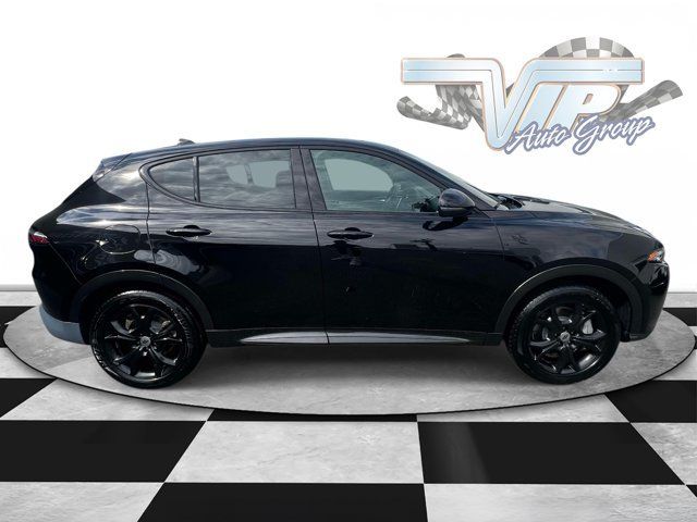 Used 2024 Dodge Hornet R/T Plus w/ R/T Blacktop Package AWD/4WD image 3