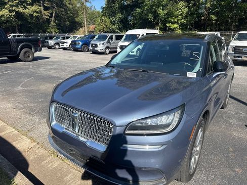 Used 2022 Lincoln Corsair AWD w/ Premium Package image 4