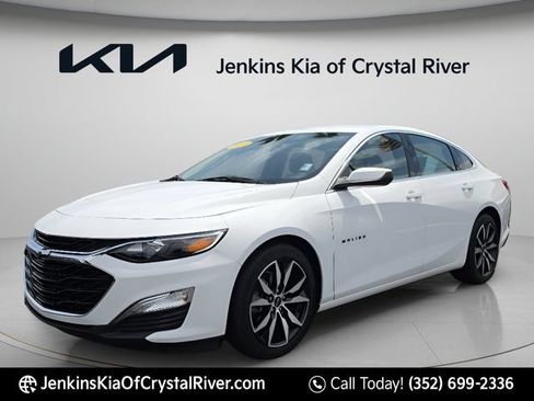 Used 2024 Chevrolet Malibu RS FWD image 14