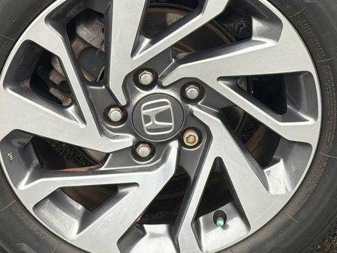 Used 2018 Honda Civic EX image 7