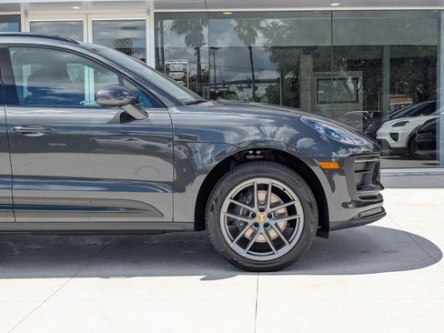 New 2026 Porsche Macan image 11