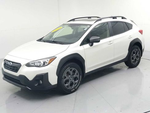 Certified 2022 Subaru Crosstrek 2.5i Sport w/ Moonroof Package image 4