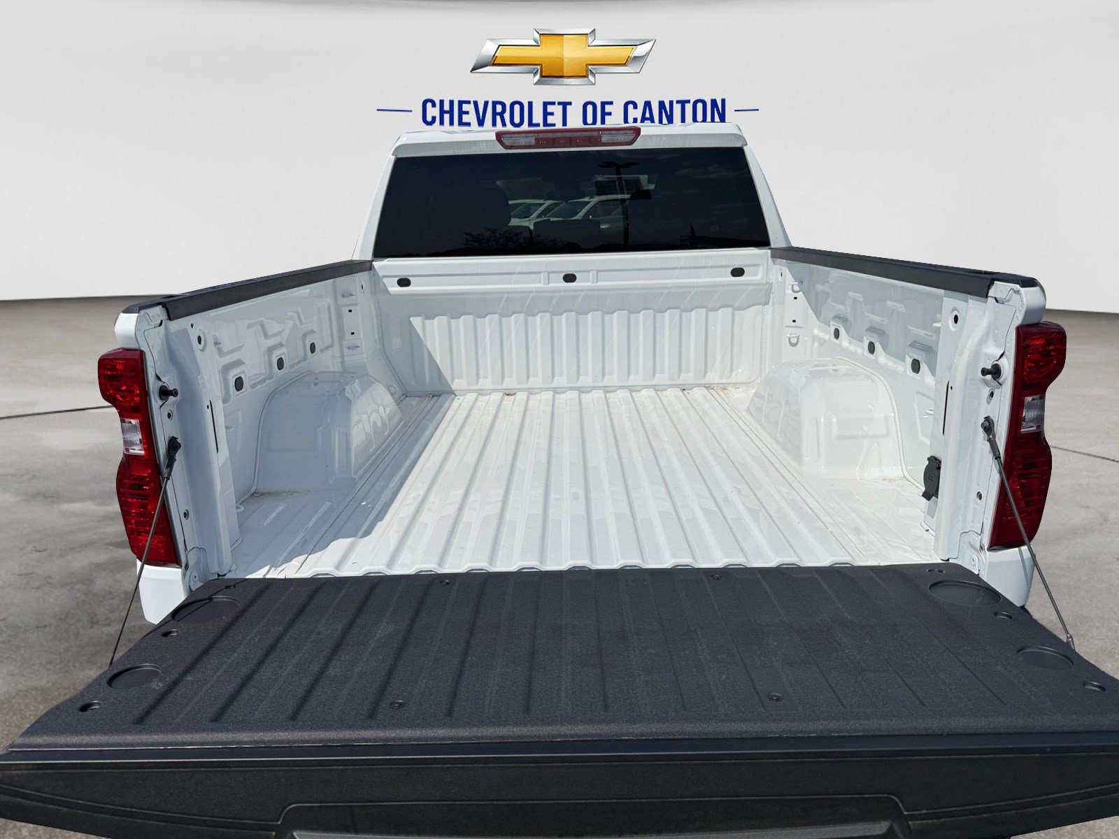 Used 2026 Chevrolet Silverado 1500 LT RWD image 17