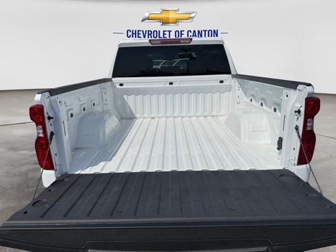 Used 2026 Chevrolet Silverado 1500 LT RWD image 17