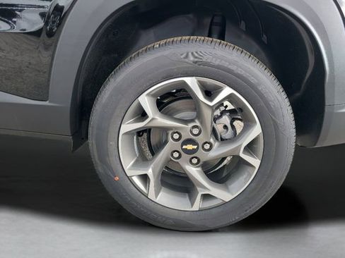 New 2026 Chevrolet Trax LT image 11