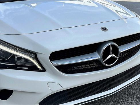 Used 2018 Mercedes-Benz CLA 250 image 27