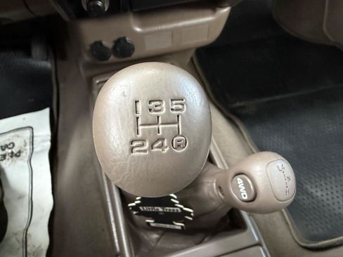 Used 2003 Toyota Tacoma 4x4 Xtracab V6 image 21