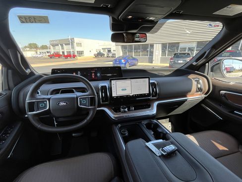 New 2026 Ford Expedition King Ranch image 23