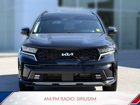 Used 2023 Kia Sorento EX w/ Panoramic Sunroof Package FWD image 3