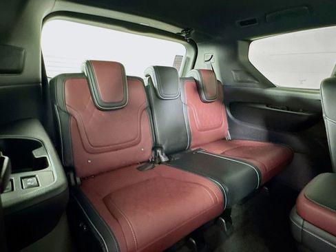 New 2026 INFINITI QX80 Autograph w/ Premium Cargo Package image 36