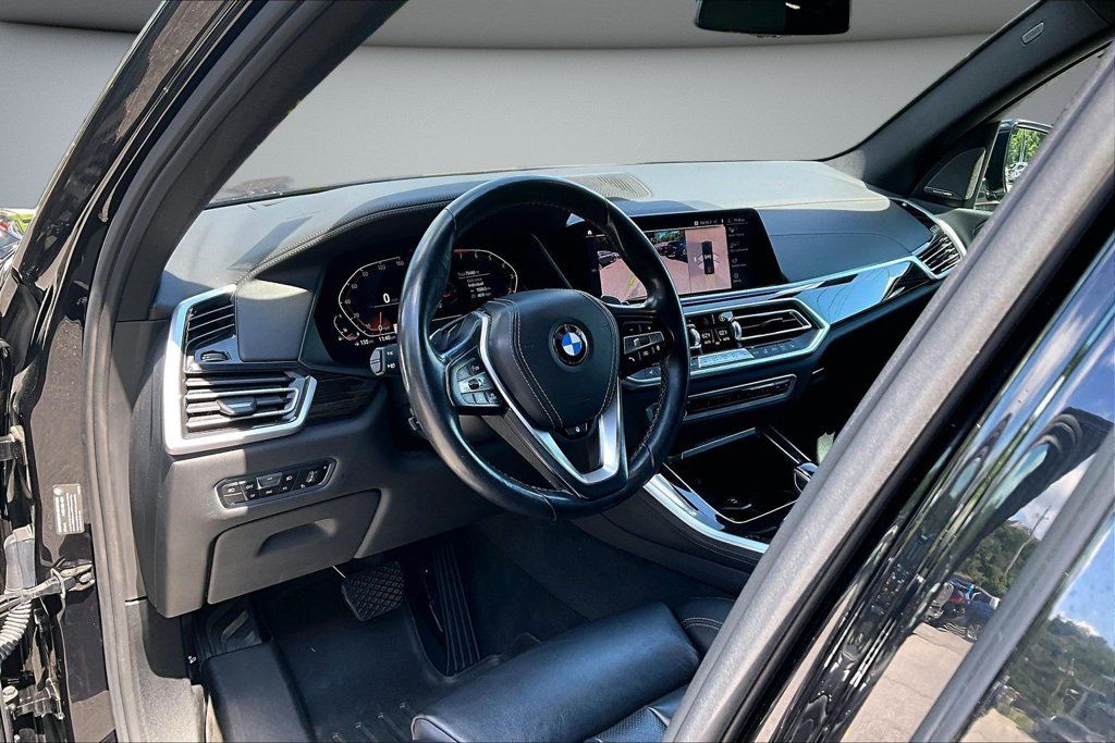 Used 2020 BMW X5 xDrive40i w/ Premium Package AWD/4WD image 17